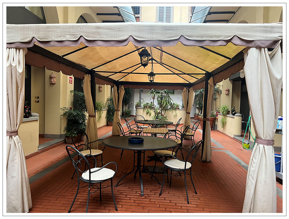 住んでる気分になるフィレンツェの旅、キッチン付きレジデンスに泊まってイタリア暮らすような旅！